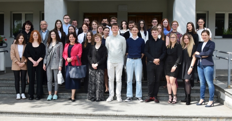Uczestnicy prezentacji projektów zespołowych na Matematyce stosowanej