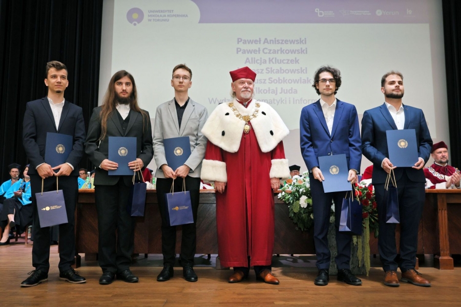 Wyróżnieni studenci WMiI.