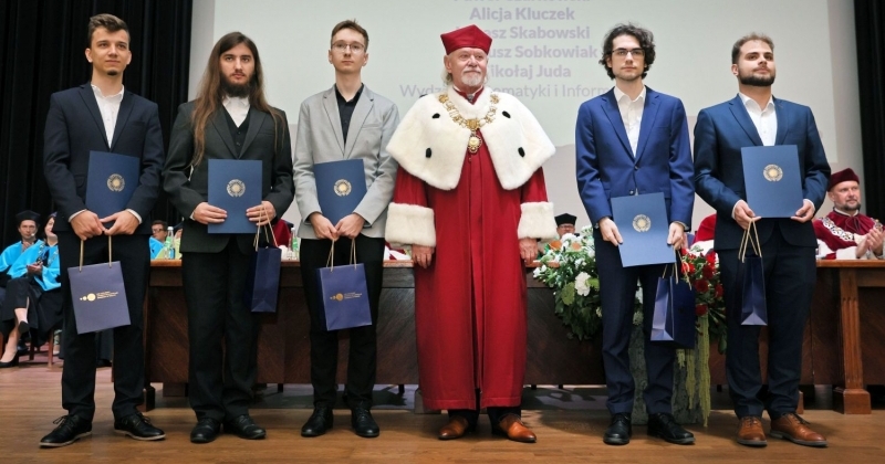 Wyróżnieni studenci WMiI.