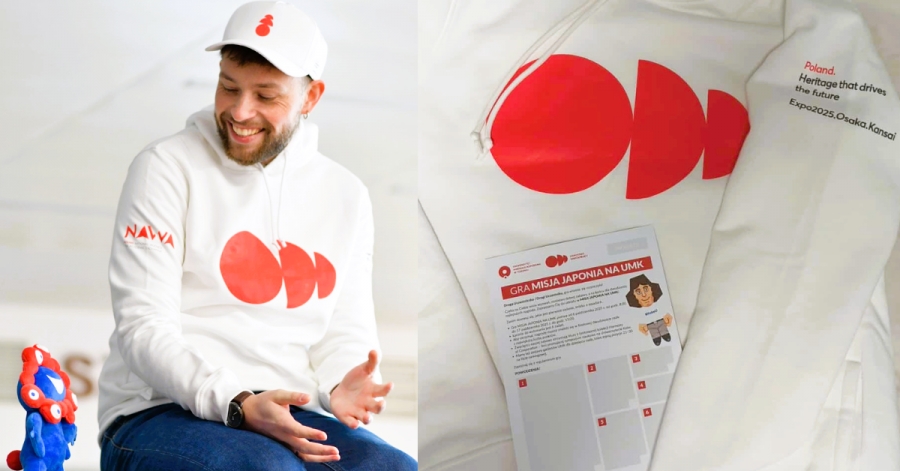 Człowke w białej luzie z czerwonym logo sympozjum, obok zdjęcie samej bluzy i karty konkursowej