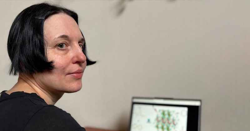 Portret dr hab. Liliana Dobrzańska, prof. UMK kierownika Zespołu Inżynierii Krystalicznej i Materiałowej na Wydziale Chemii