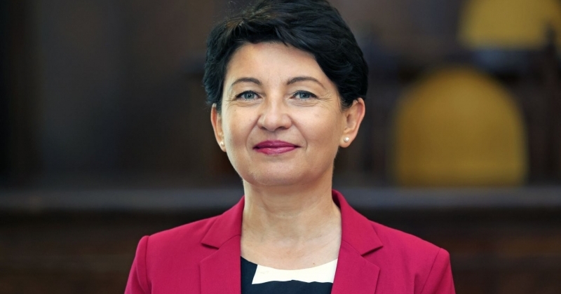 dr hab. Violetta Wróblewska, prof. UMK, zdjęcie portretowe