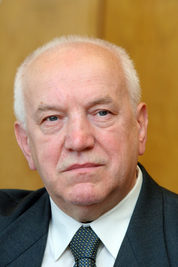 Prof. dr hab. Franciszek Rozpłoch