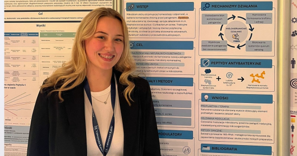 Aktywny udział studentki Studenckiego Koła Naukowego Mikrobiologii w konferencji