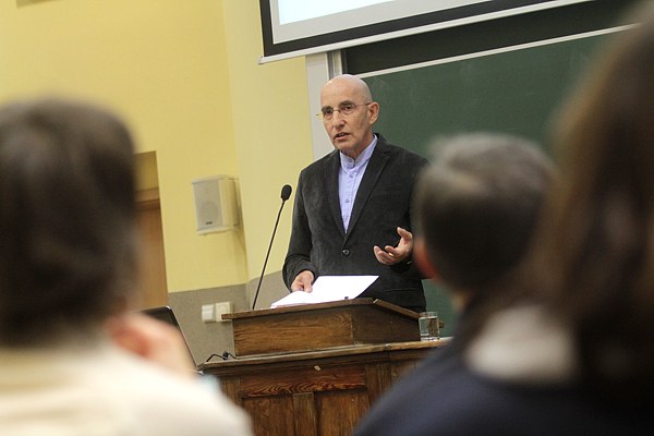 Wykład prof. Janusza Muchy [fot. Andrzej Romański]