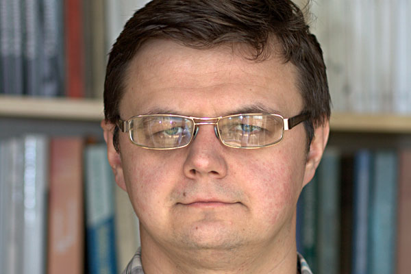 Dr Sebastian Żurowski jest adiunktem w Zakładzie Teorii Języka Instytutu Języka Polskiego (Wydział Filologiczny UMK). [fot. Nadesłane]