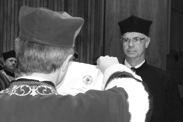 Prof. Oexle w Auli UMK 19 lutego 2003 r. [fot. Andrzej Romański]