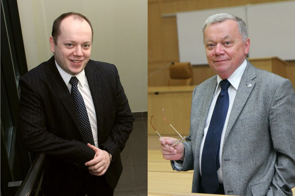 Dr Paweł Nowicki (na zdj. z lewej) i dr Henryk Nowicki z Wydziału Prawa i Administracji UMK [fot. Andrzej Romański]