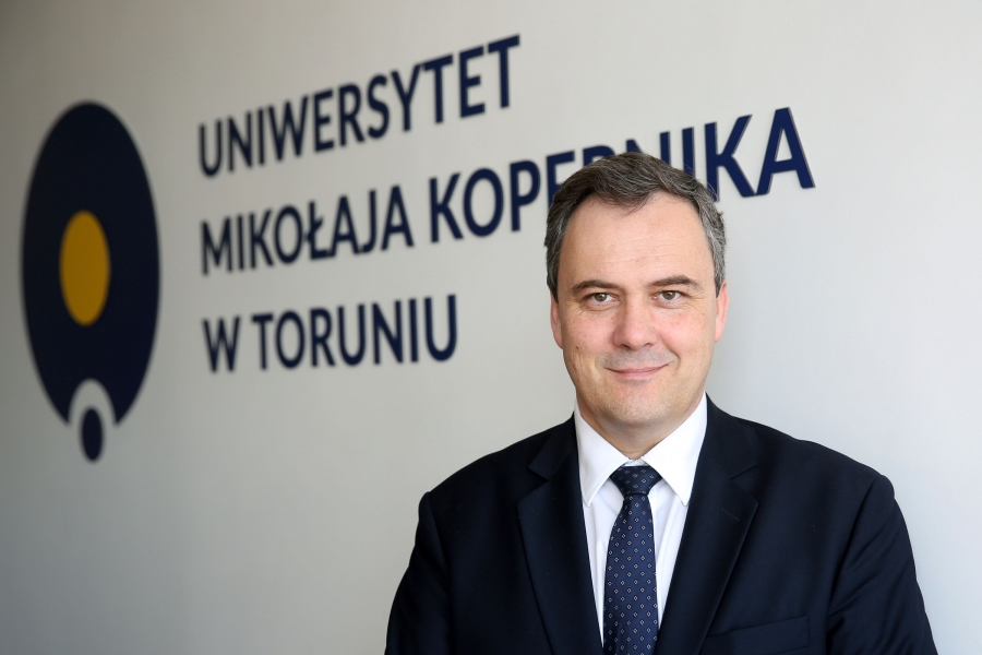 Dr Tomasz Jędrzejewski - nowy kanclerz UMK [fot. Andrzej Romański]