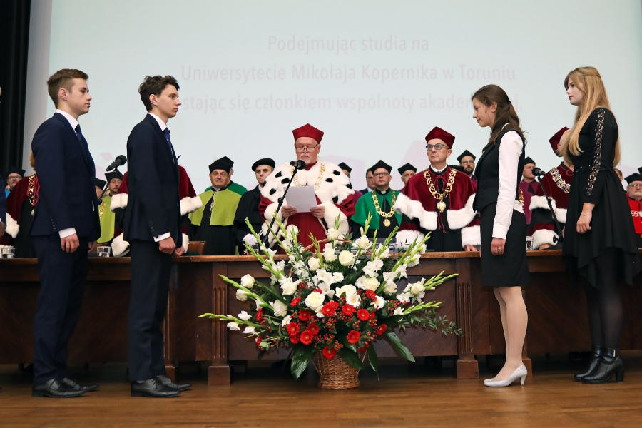 Immatrykulacja studentów I roku [fot. Andrzej Romański]